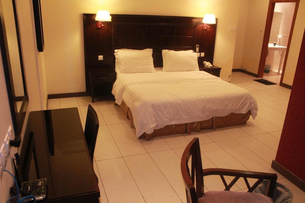 Al Harira Al Motamaiza Furnished Apartment Jeddah Luaran gambar
