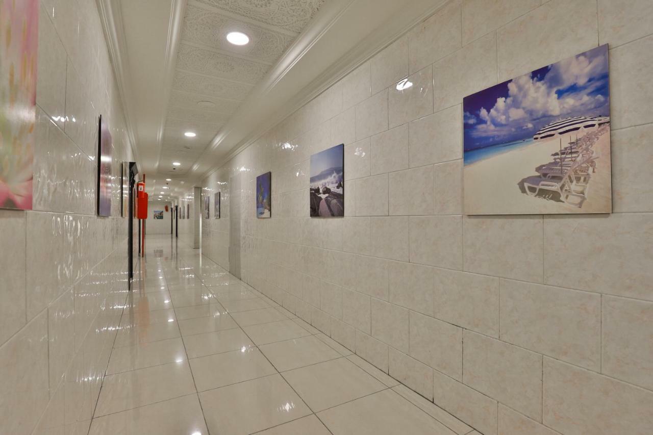 Al Harira Al Motamaiza Furnished Apartment Jeddah Luaran gambar