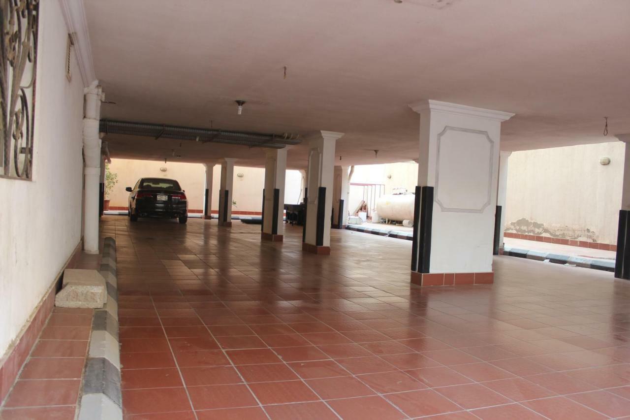 Al Harira Al Motamaiza Furnished Apartment Jeddah Luaran gambar